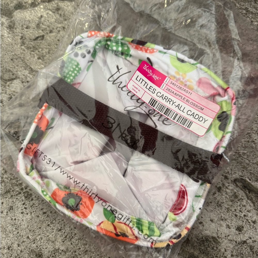 Thirty-One set of Apple Blossom items